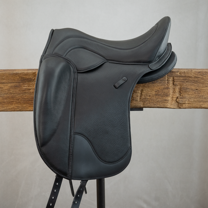 The SIGNUM Dressage PADDLE® Velcro Cushion
